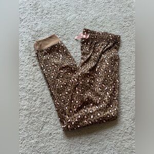 Girls Old Navy cheetah pajama pants yxl 14/16 nwot